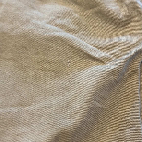 American Eagle Classic Distressed Shorts - Picture 4 of 13